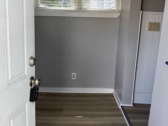 Side entry off driveway