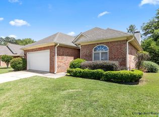 3696 Cedar Creek Cir, Trussville, AL 35173