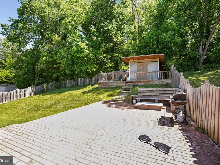 7518 Bentree Rd — Photo 20