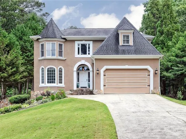 2688 Moon Cabin Dr, Powder Springs, GA 30127