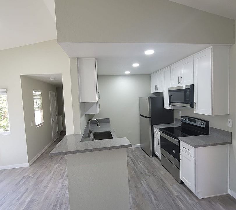 1st image of 4136 Georgia St APT 3