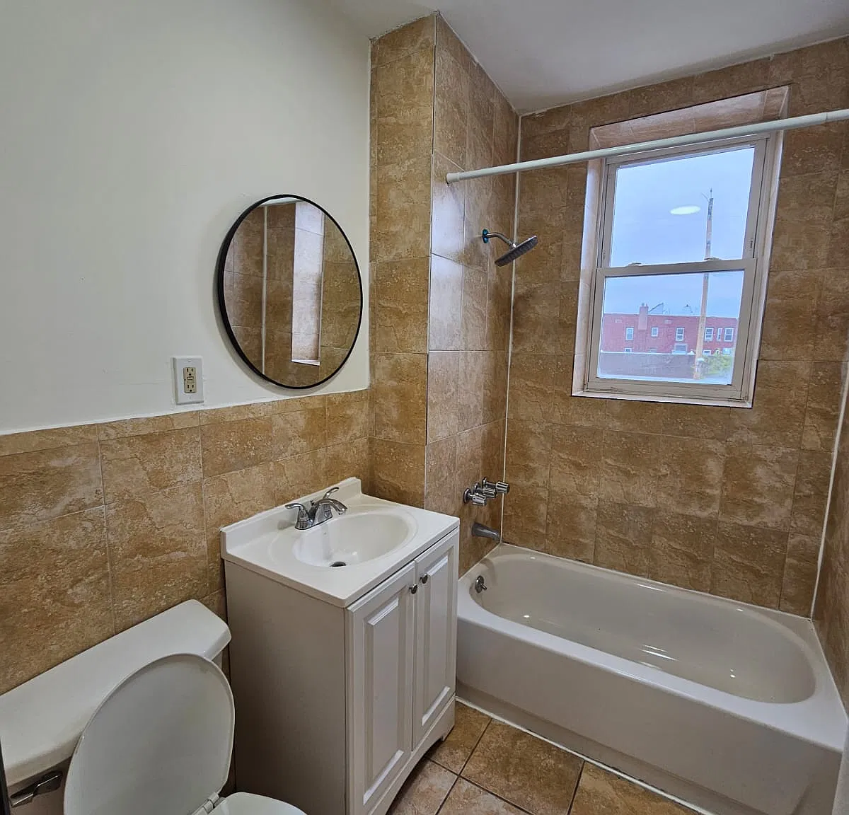 1183 Broad St — Photo 4