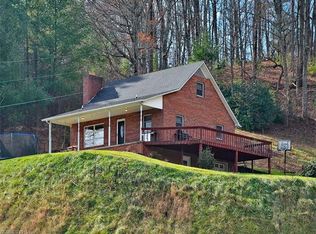 79 Beaverdam Church Rd, Canton, NC 28716