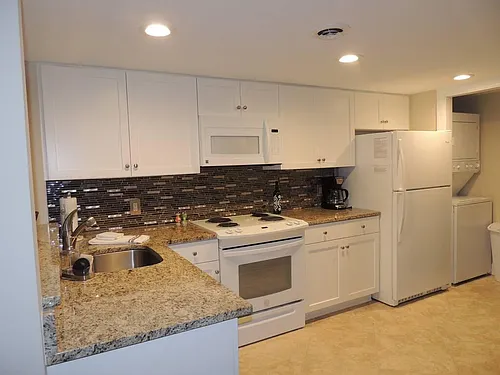 11 Tanglewood Dr #13 Photo 1
