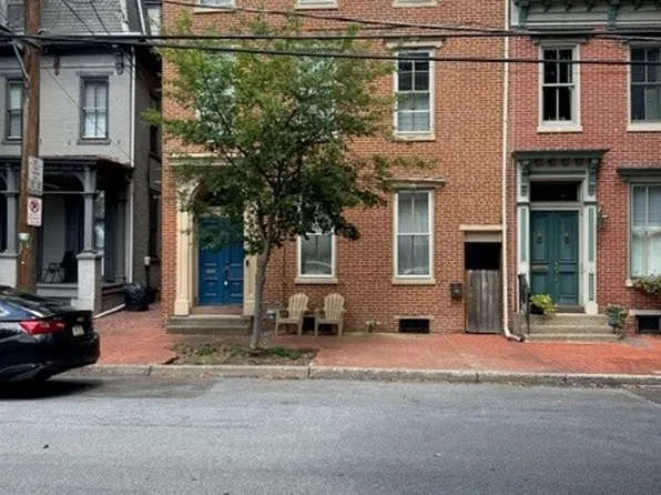 707 S Front St, Harrisburg, PA 17104