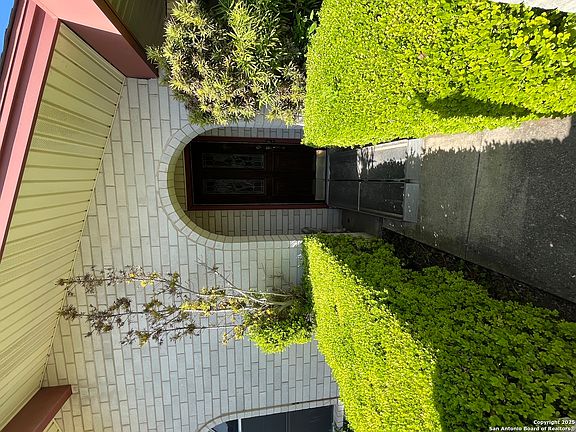 4th image of 5710 Bogart Dr