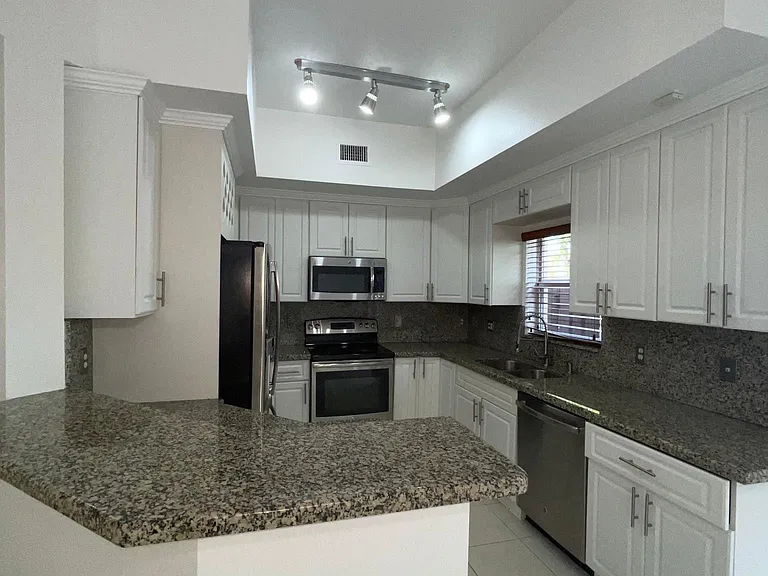 22231 SW 88th Path — Photo 5