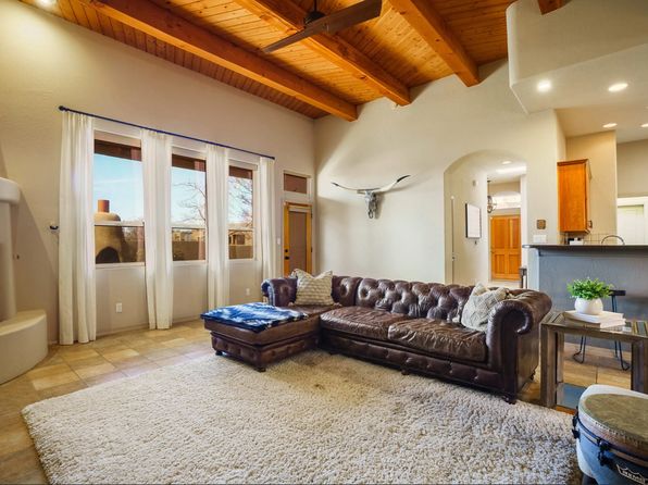 6520 Agave Verde Way NE