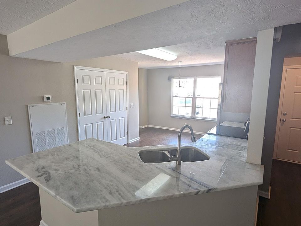 1st image of 3226 Prater Ct