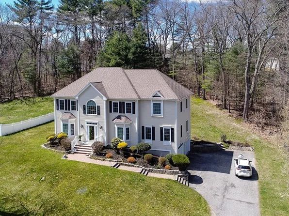 47 Andover St, Andover, MA 01810