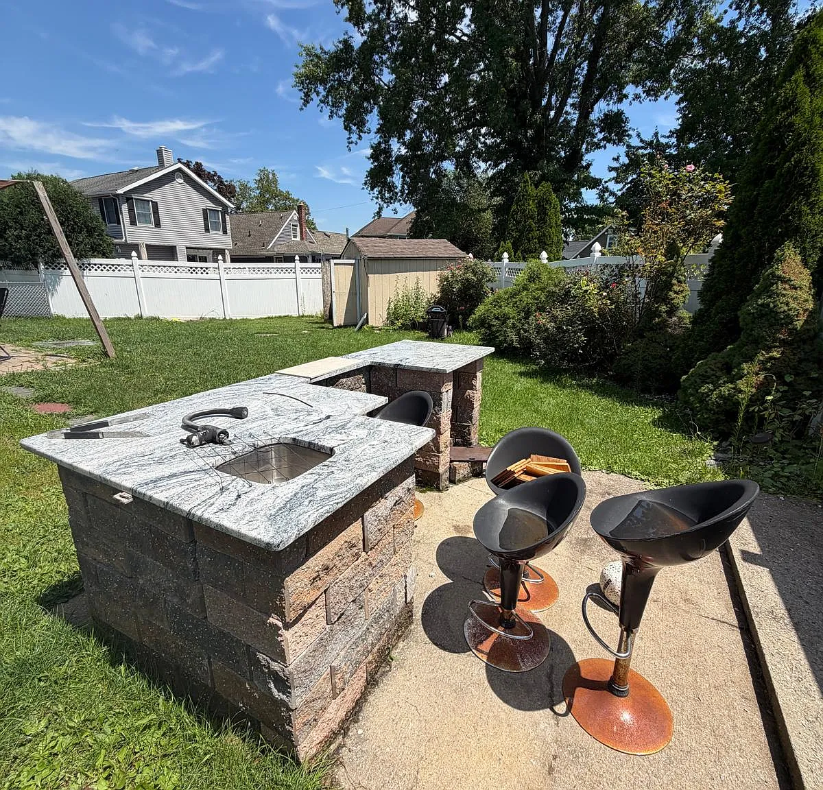 3 bed, $3,900 — Photo 3