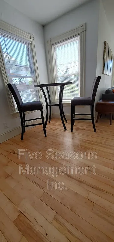 Studio, 1.0 bath, 400 sqft, $1,750 — Photo 2