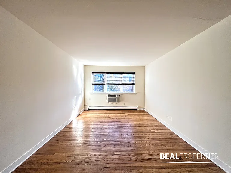 625 W Wrightwood — Photo 53