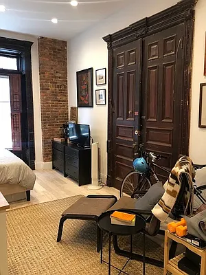 Rented by 3 Quincy Corp. | media 9