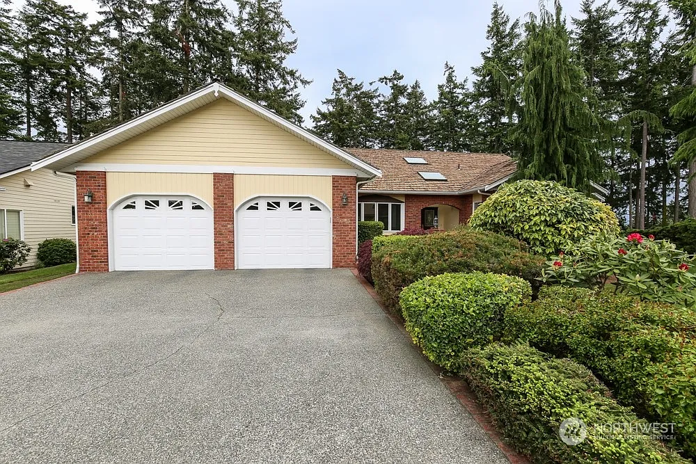 2580 SW Capital Drive photo 1