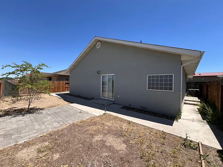 524 Discovery Dr — Photo 36