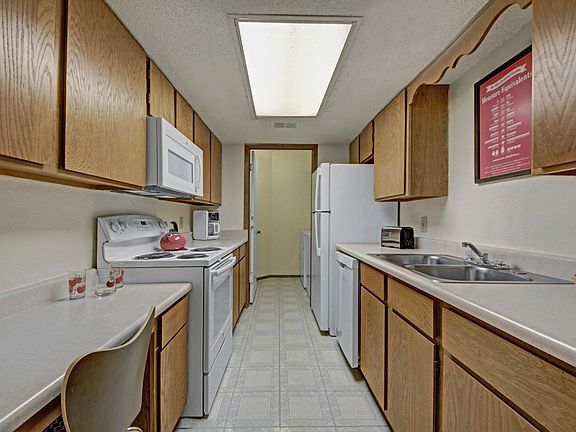 5th image of 3600 N Midland Dr #3F