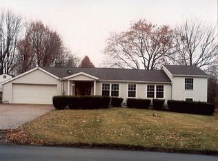 4113 Lesh St NE, Canton, OH 44705