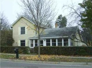 300 W Bellevue St, Leslie, MI