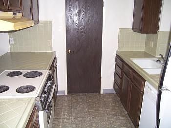 2nd image of 1015 Minnewawa Ave APT B