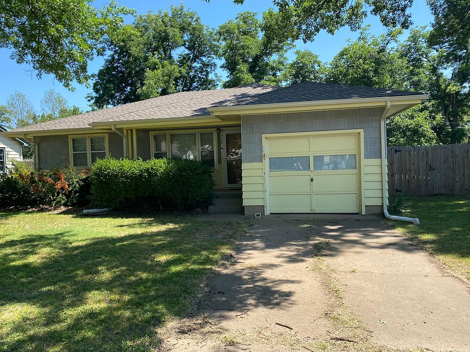 1st image of 312 E Comanche Ave