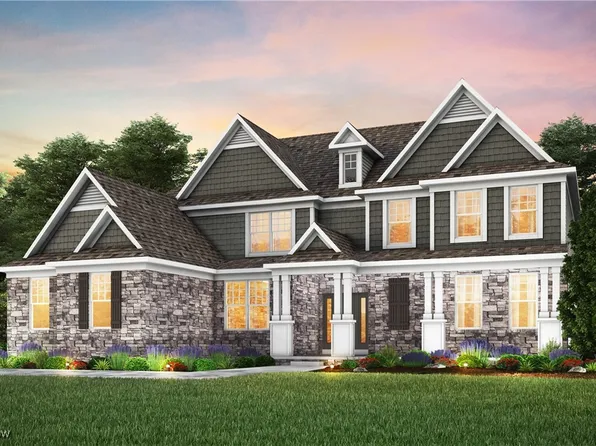 32558 Legacy Pointe Pkwy, Avon Lake, OH 44012