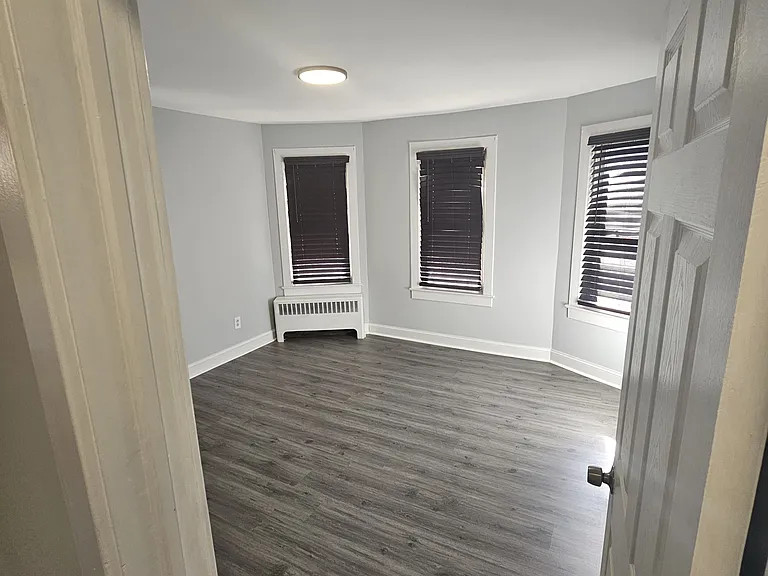 801 Hoffman Ave — Photo 4