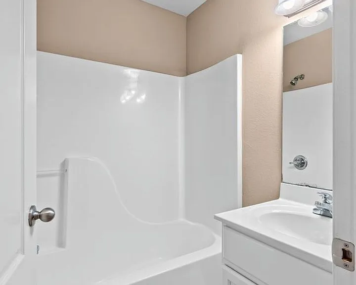2862 Larkspur Ct — Photo 25