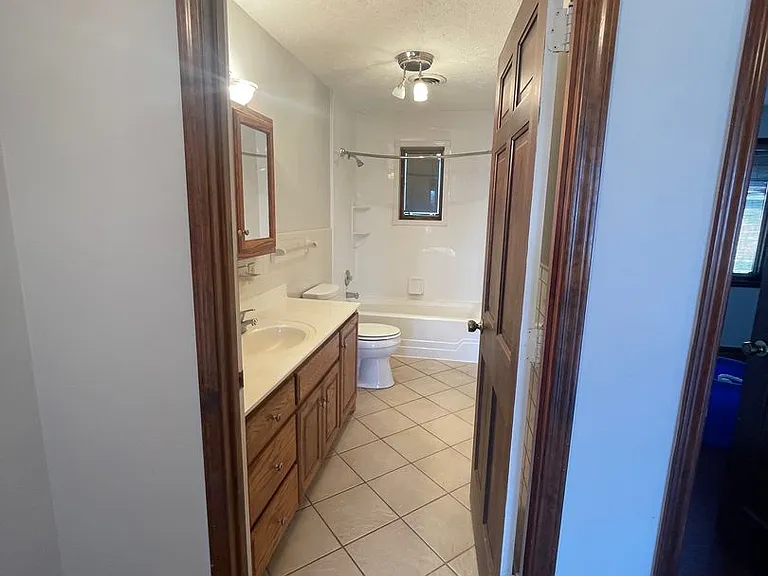122 N Fairway Rd — Photo 6