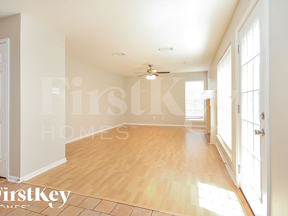 2nd image of 1039 Wentworth Dr