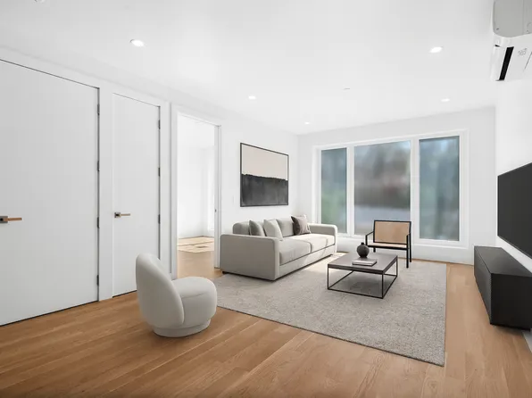 212 Montrose Avenue image 1 of 7