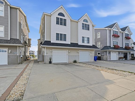 2nd image of 606 22nd St
