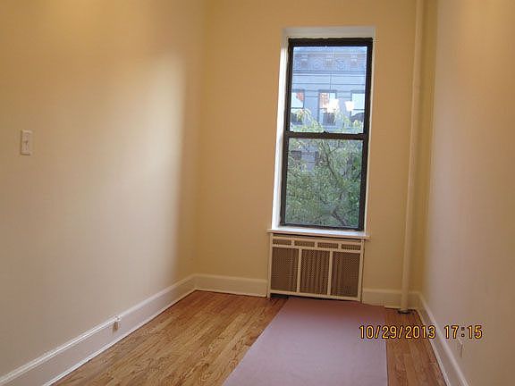 2nd image of 109 W 75th St APT 4A