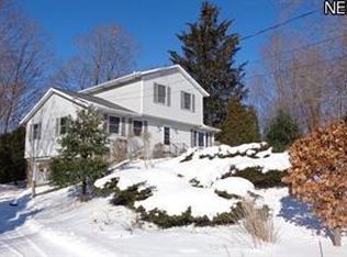 9140 Mulberry Rd, Chesterland, OH 44026