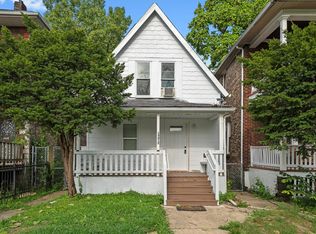 15612 Loomis Ave, Harvey, IL 60426