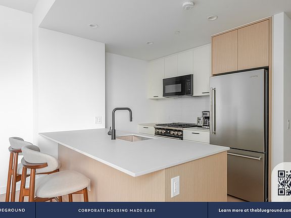 5th image of 11 Wharf Way #303
