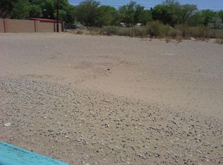 5044 Valle Del Sol Rd NW, Albuquerque, NM 87105