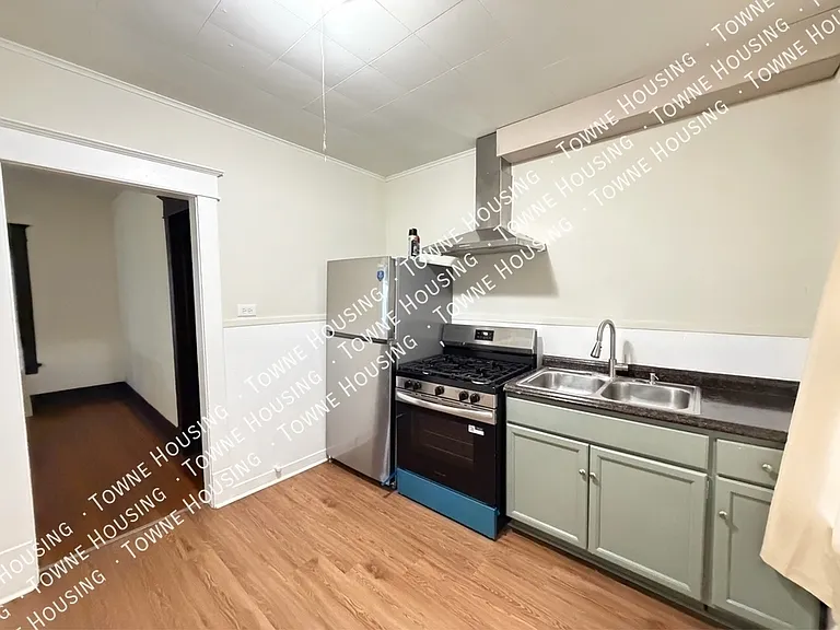 99 Custer St #1 — Photo 10