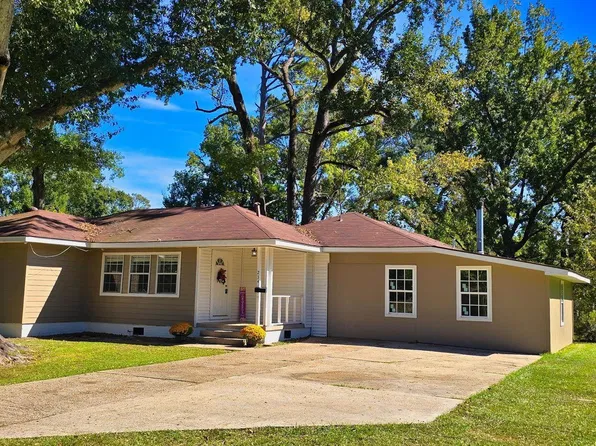 234 W Magnolia Dr, Baker, LA 70714