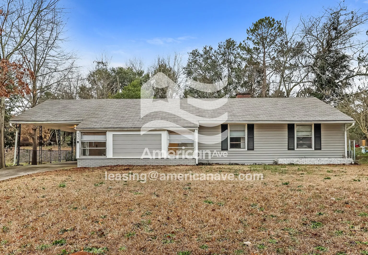 3 bed, 1.0 bath, 1275 sqft, $1,055 — Photo 1