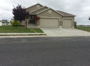 4647 W 5675 S, Hooper, UT 84315