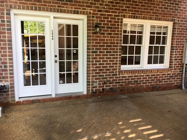 Entrance and private patio