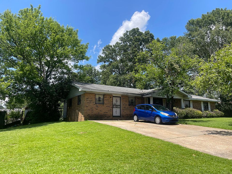 2nd image of 3514 Michael Clay Dr