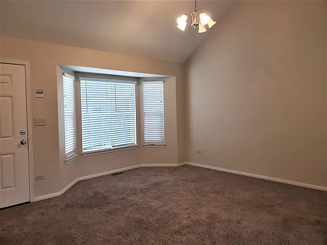 3818 Hennepin Dr — Photo 6
