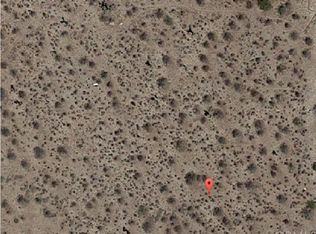 8448 Joshua Ln, Mojave, CA 93501