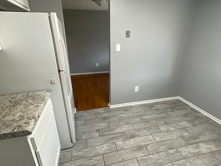 8120 Whittington Dr #UP — Photo 5