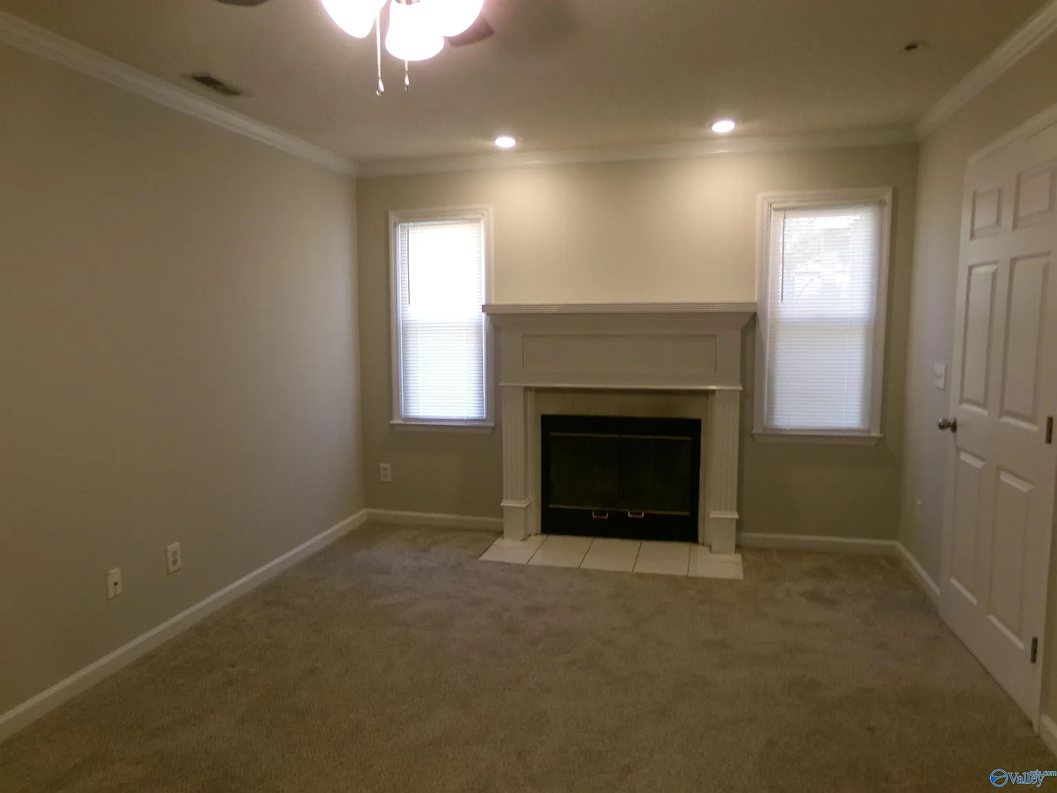 3 bed, 2.0 bath, 1901 sqft, $1,650 — Photo 4