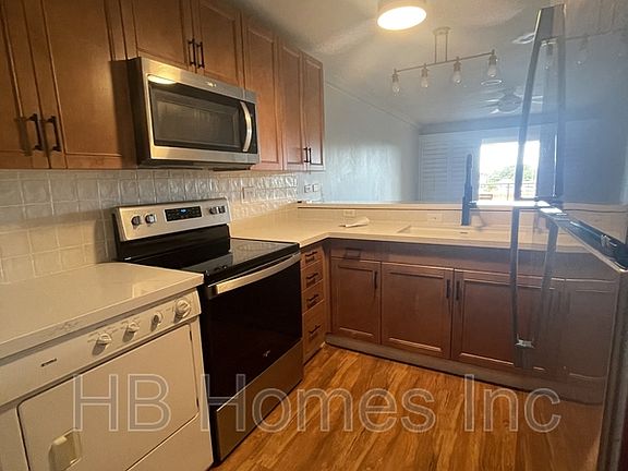 4th image of 14 Aulike St Unit 404-1