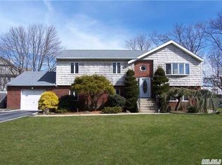 441 Arnold Ave, West Babylon, NY 11704
