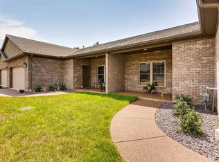 8311 Nolia Ln, Newburgh, IN 47630